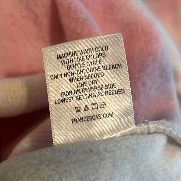 Francesca’s Alta cropped tie dye sweatshirt - Picture 4 of 4